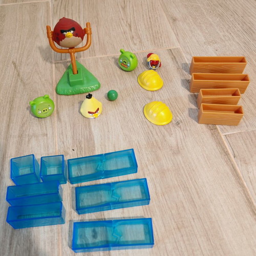 Angry Birds On Thin Ice game parts like new