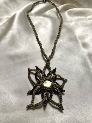 Macrame handmade necklace like new, black and green