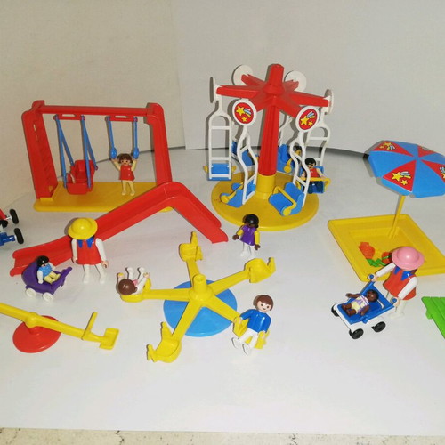 Lyra Playmobil 3223 Play Ground set like new