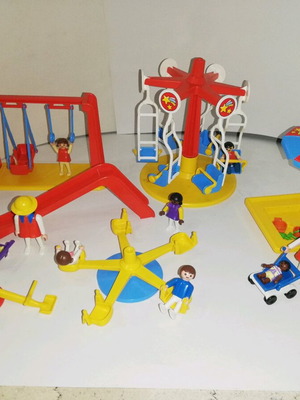 Lyra Playmobil 3223 Play Ground set like new