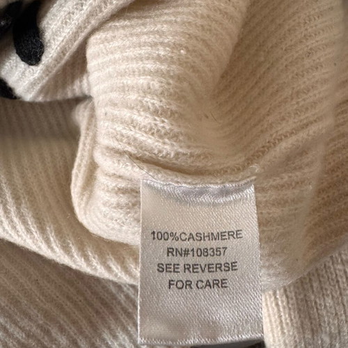Cashmere sweater 100% used, size Large, black and white