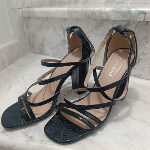 Heeled sandals new size 39 black