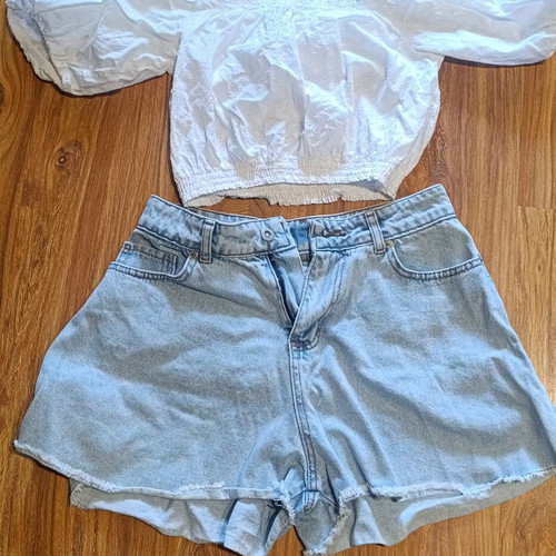 Women’s denim shorts with cropped blouse like new, XS