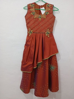 Ethnic taffeta dress like new, size S