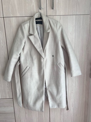 Άσπρο παλτό Sinsay μέγεθος XS σαν καινούργιο με ζώνη στη μέση