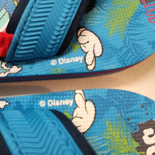 Disney beach shoes size 20 like new