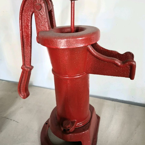 Touloumpa traditional red water pump new