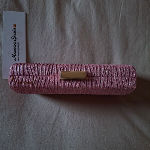 Women's pink metallic clutch bag new with chain strap