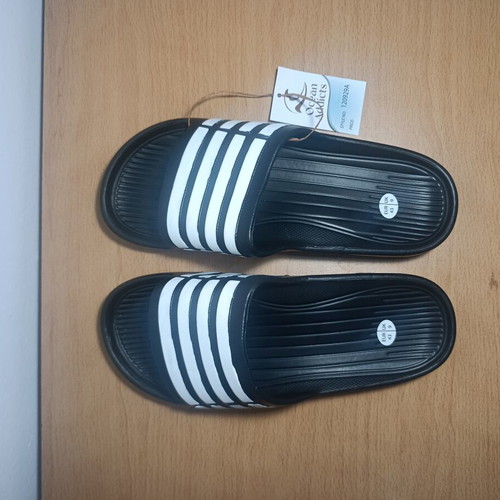 Ocean Addicts slides sandals black with white stripes
