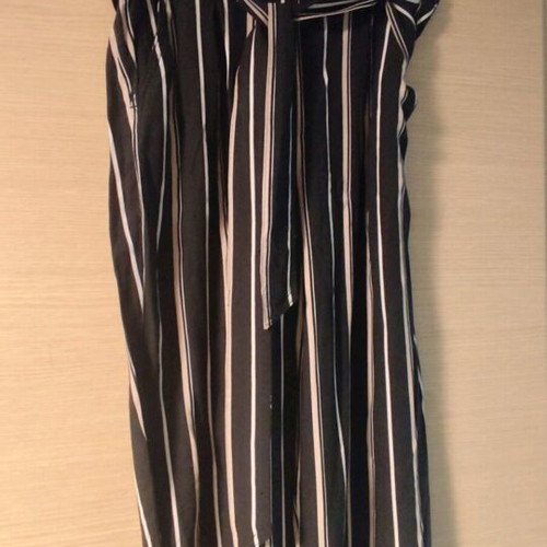 Paper bag pants H&M like new, size M 38 10, black and white
