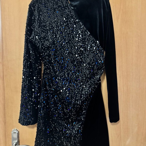 Velvet dress with sequins new, size L