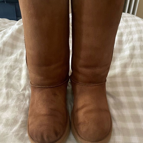 Ugg tall boots used, classic camel color, size 36