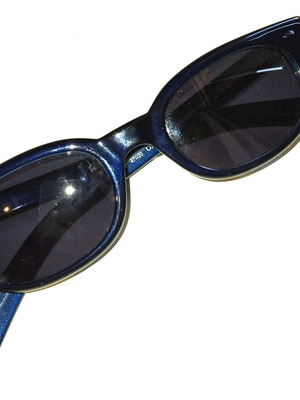 Oliver by Valentino sunglasses unisex used, dark blue