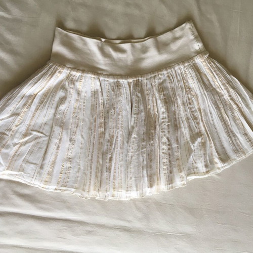 H&M white cotton mini skirt like new with gold stripes