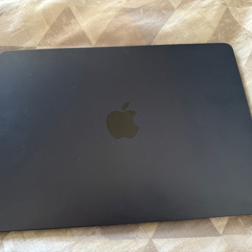 MacBook Air M4 like new, 24GB RAM, 512GB SSD