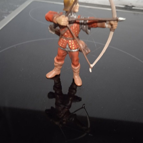 Warrior with bow like new 7-8 cm