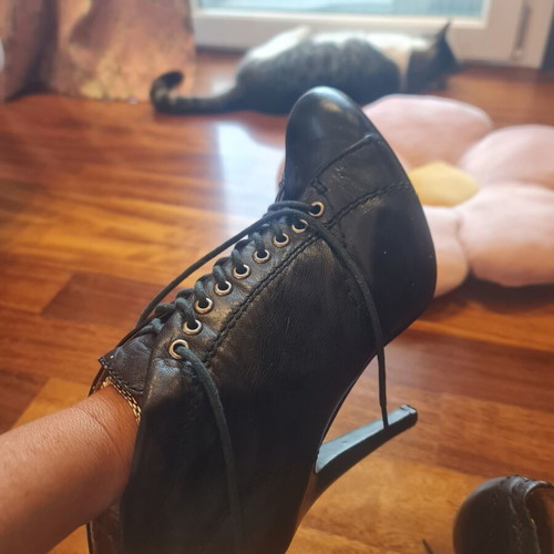 Nine West black lace-up high-heeled ankle boots used, size 40