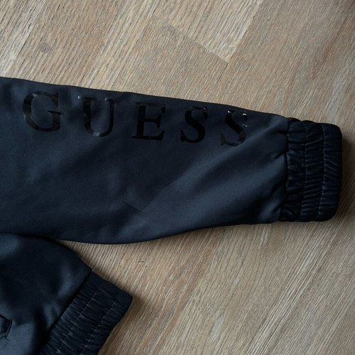 Guess black jacket size M like new