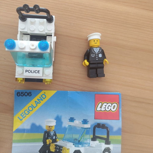 Lego vintage set Precinct Cruiser 6506 used
