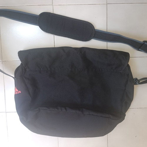 Adidas original bag like new, colorful