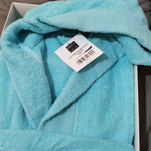 Kentia bathrobe new in packaging