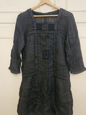 Black cotton embroidered summer dress like new, Zara, sizes XS & S