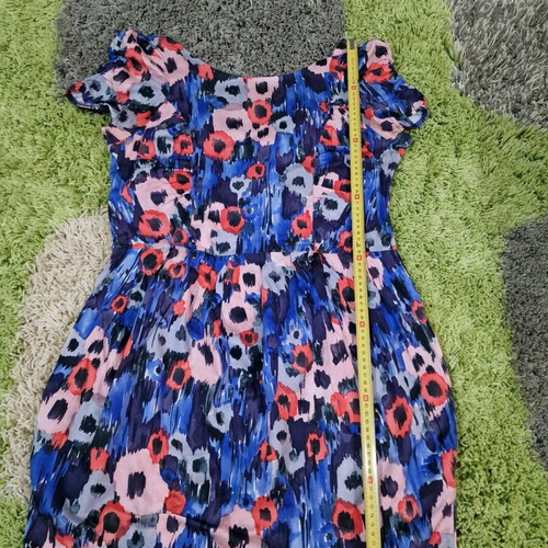 River Island dress with floral pattern, size L, like new