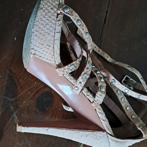 Brazilian sandals used, size 37, beige