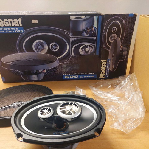 Magnat Reference Edition 693 car speakers new, oval 6"x9"