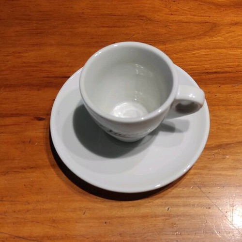 Vittorio espresso coffee cup like new with saucer
