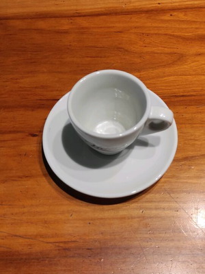 Φλυτζάνι καφέ espresso Vittorio σαν καινούργιο με πιατάκι