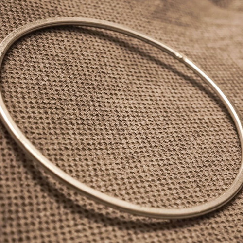 Set of 3 metal bracelets black iridescent and silver