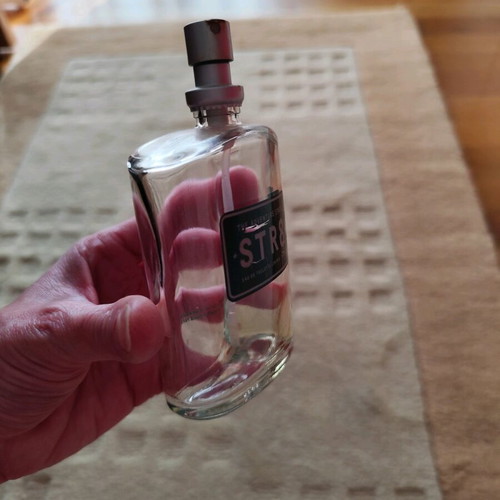 STR8 Eau de toilette for men used without cap