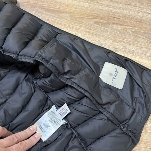 Moncler Byron camo camouflage puffer down jacket used, size L