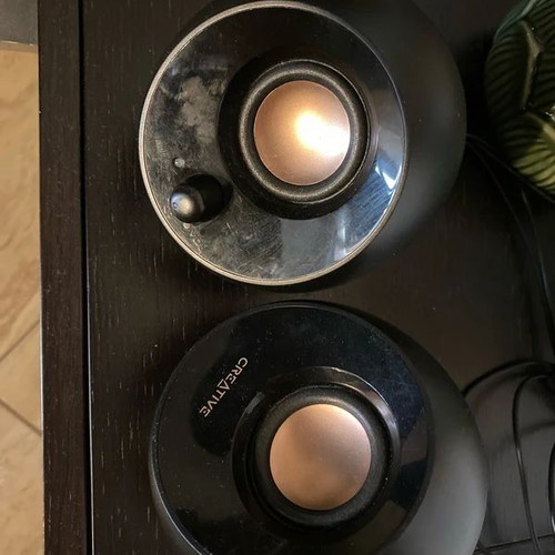Creative Pebble 2.0 computer speakers used, 4.4W USB