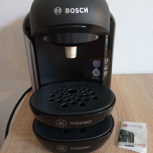 Bosch Tassimo Vivy TAS1252 coffee maker used, very good condition