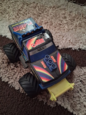 Nikko Mad Cougar vintage remote control monster truck used, non working