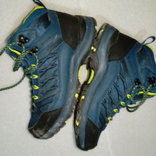McKinley Toronto II Mid AQX Junior boots size 36 like new, waterproof