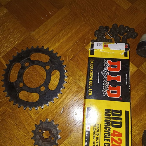JT Sprocket Sets used, 2 sets with footrests, container, pump for Honda Innova