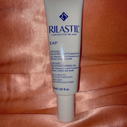 Rilastil Lipogel like new