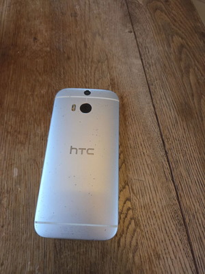 HTC One (M8) smartphone για ανταλλακτικά ή επισκευή σε Glacial Silver