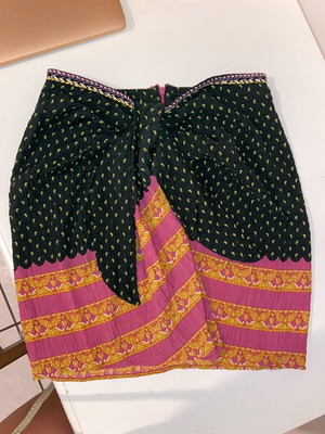 Zara skirt like new small mini tight with hidden zipper
