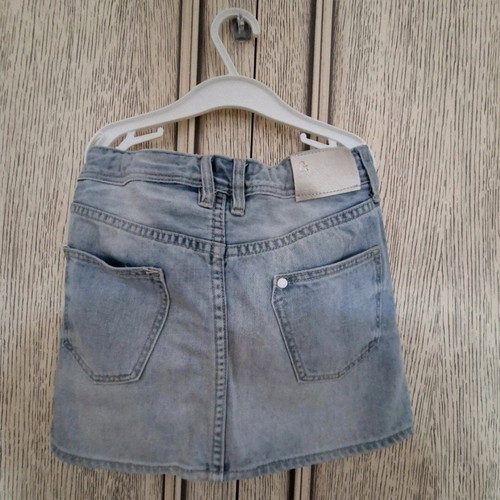 Denim skirt like new for 8 years old, size 128 cm