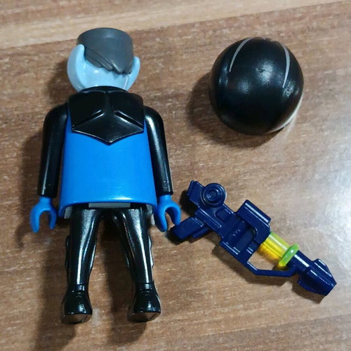 Playmobil blue alien rare figure used