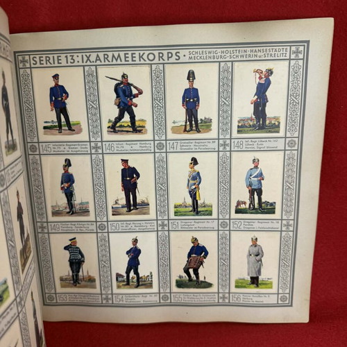 Collectible album Uniformen der alten Armee – Waldorf Astoria used