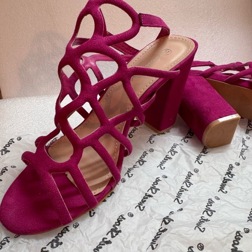Sweet Shoes No37 fuchsia block heel sandals used