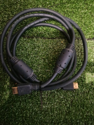 Επίχρυσο καλώδιο HDMI 2m σαν καινούργιο