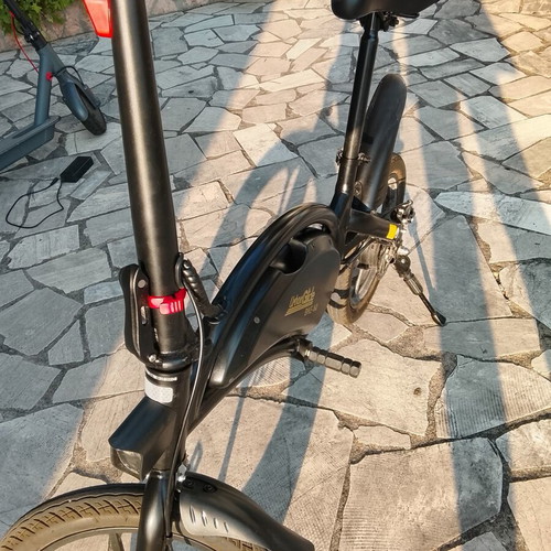 Urban Glide 160 electric bike