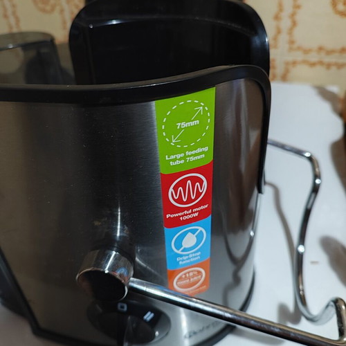 Rohnson juice extractor used, lightly used