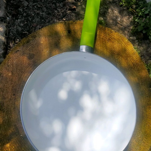 Pan 2 used, green and white